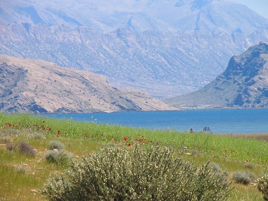  تصویری از دریاچه پریشان