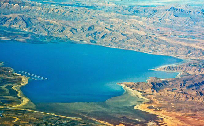  تصویری از دریاچه بختگان